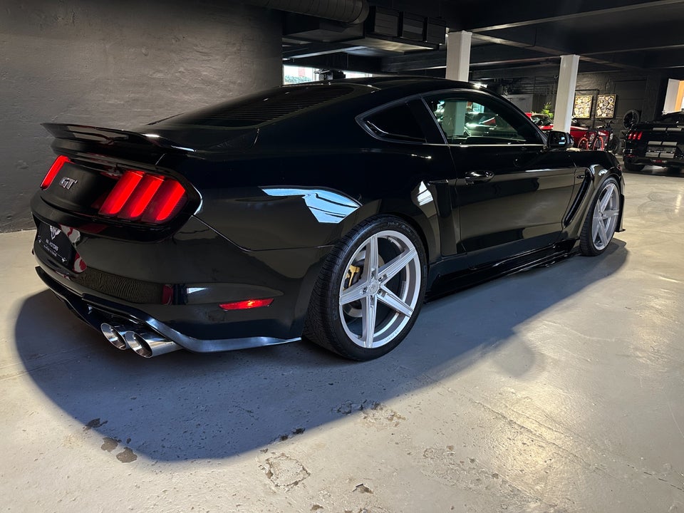 Ford Mustang 5,0 Shelby Coupé 2d