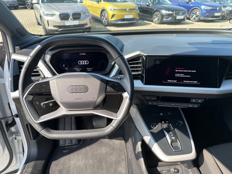 Audi Q4 e-tron 40  5d