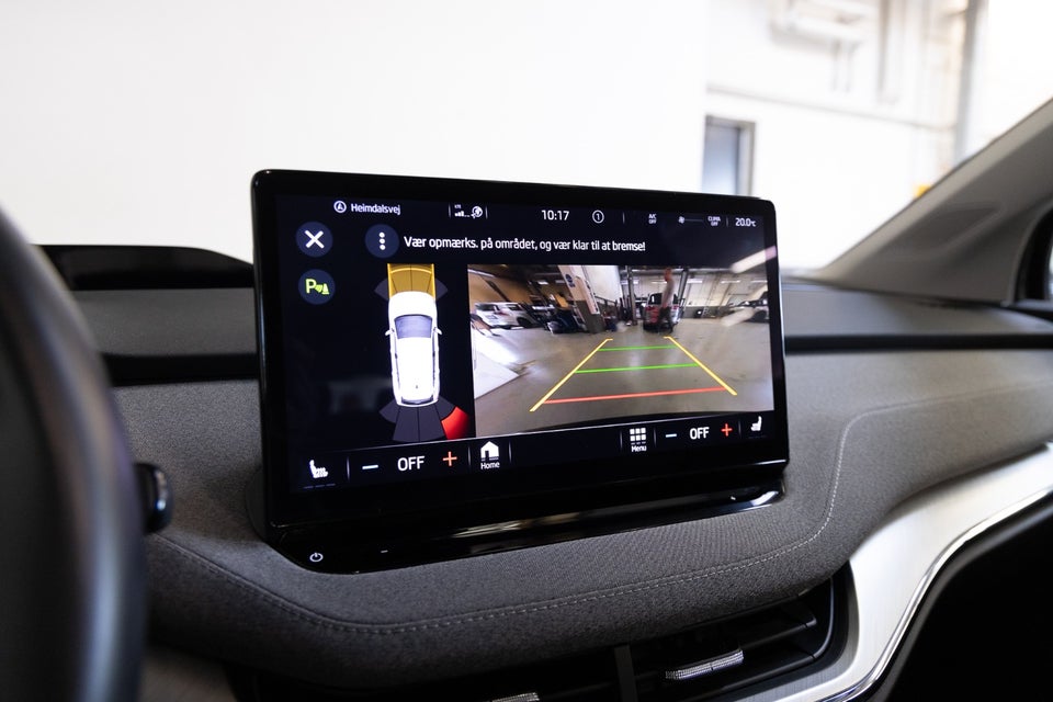 Skoda Enyaq 60 iV Loft 5d