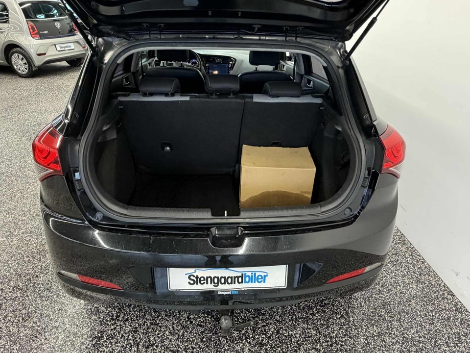 Hyundai i20 1,25 Classic Go! 5d