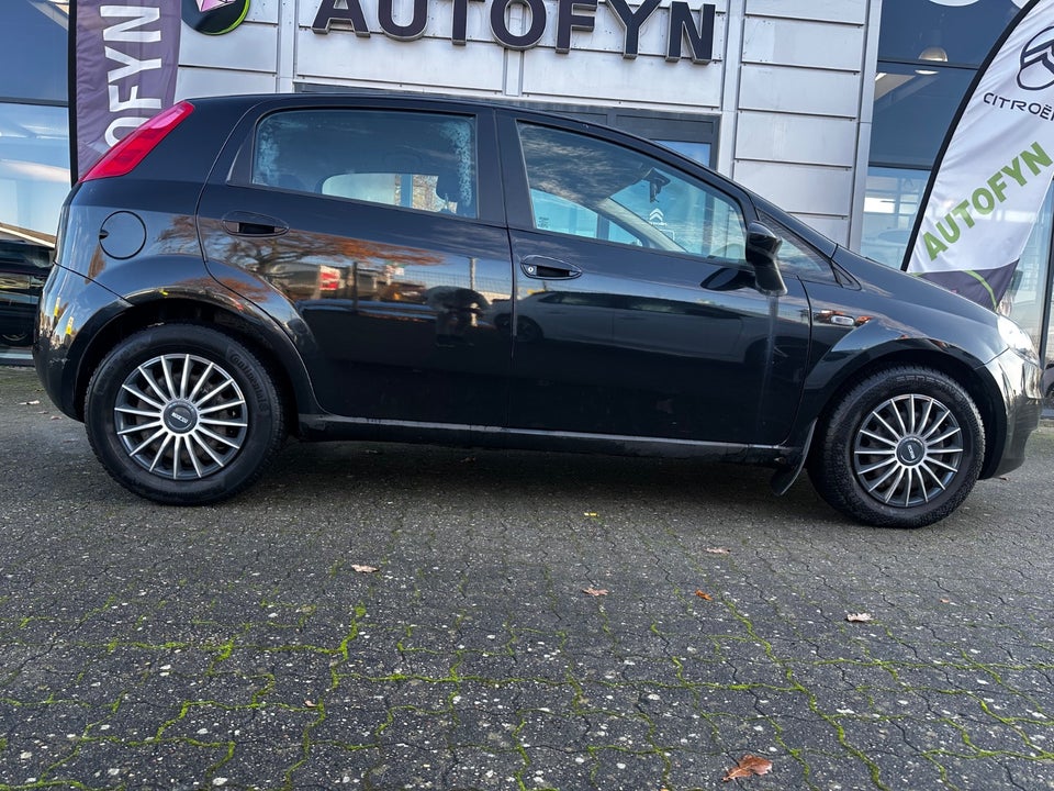 Fiat Grande Punto 1,3 JTD 75 Active 5d