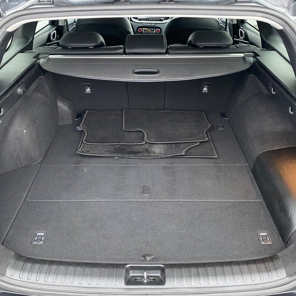 Kia Ceed 1,6 PHEV Upgrade SW DCT 5d