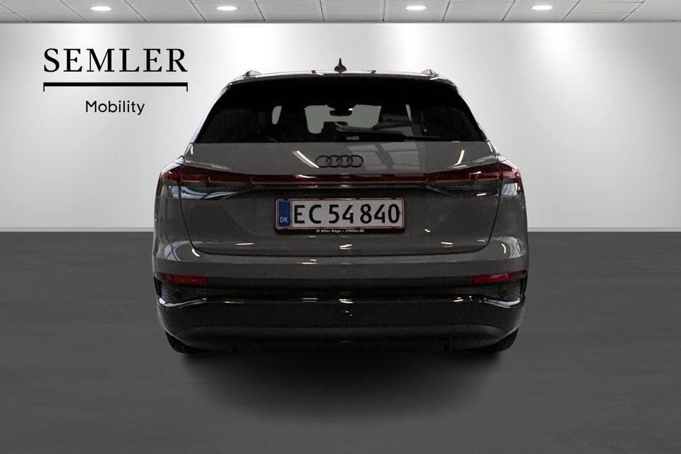 Audi Q4 e-tron 45 Progress 5d