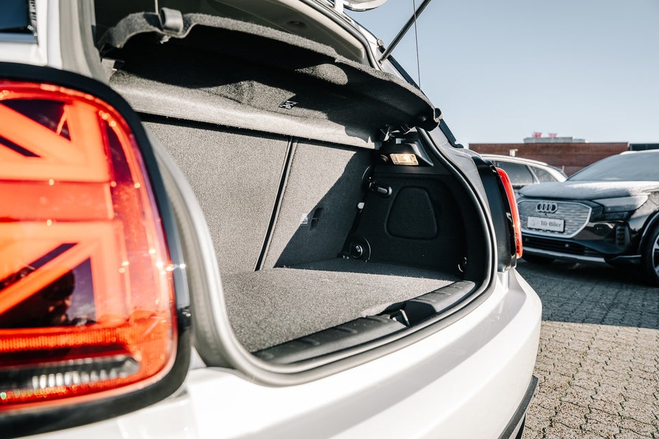 MINI Cooper SE Edition Premium Plus 3d