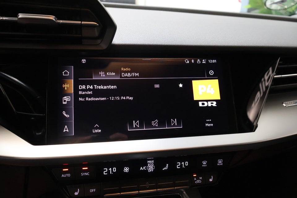 Audi A3 40 TFSi e Sportback S-tr. 5d