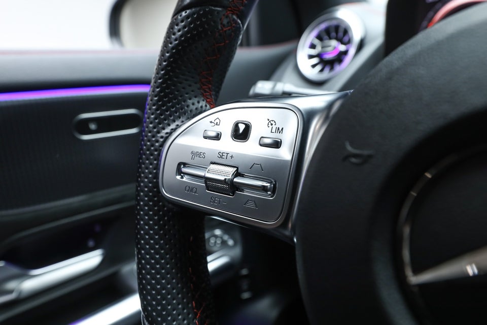 Mercedes EQA350 AMG Line 4Matic 5d