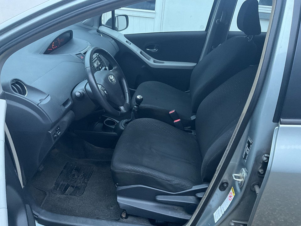 Toyota Yaris 1,4 D-4D T2 5d