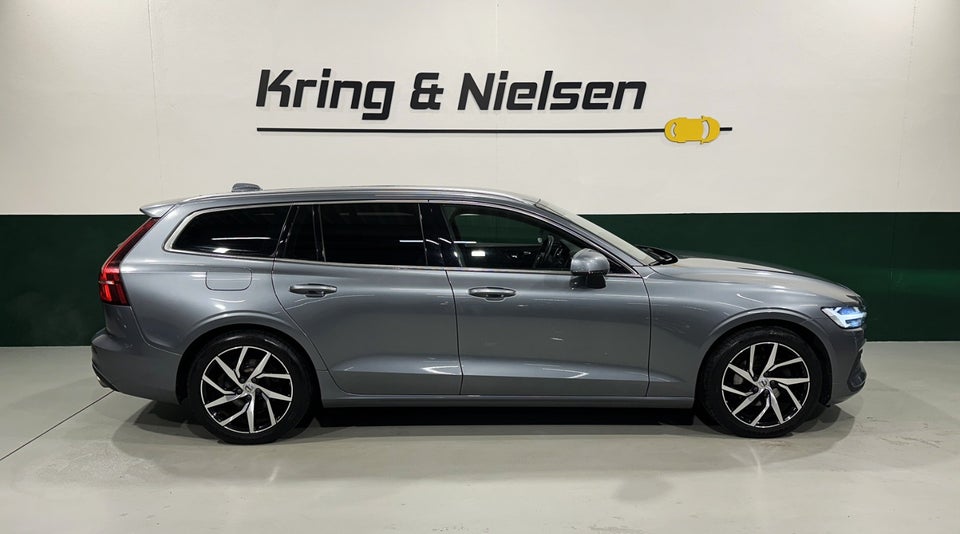 Volvo V60 2,0 T4 190 Momentum aut. 5d