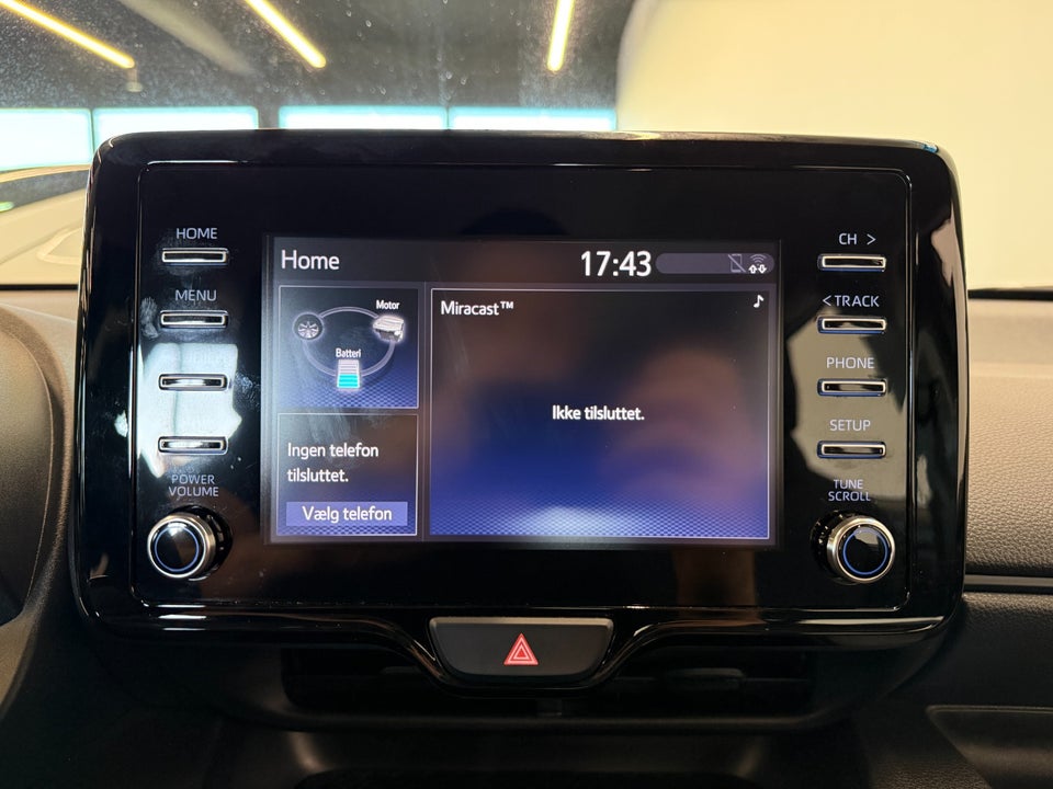 Toyota Yaris 1,5 Hybrid H1 e-CVT 5d
