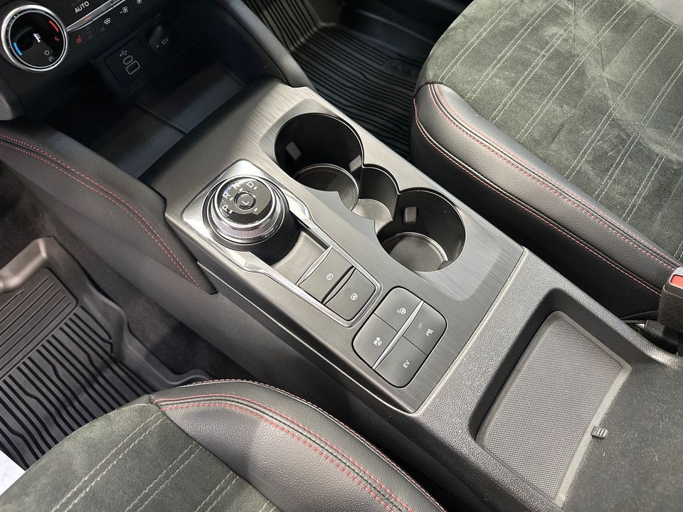 Ford Kuga 2,5 PHEV ST-Line X CVT 5d