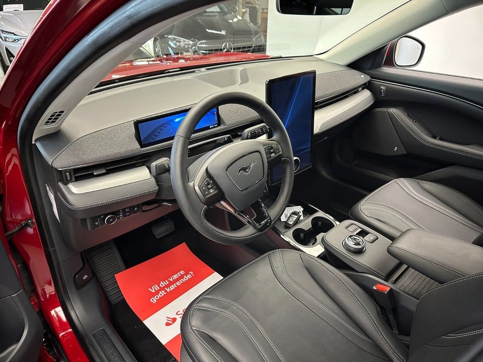 Ford Mustang Mach-E 75 Premium Standard Range 5d