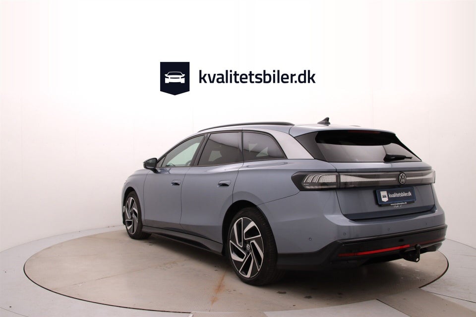 VW ID.7 77 Style+ Tourer 5d