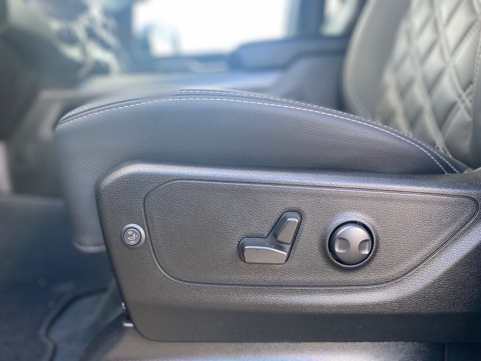 Dodge RAM 1500 5,7 V8 Hemi Laramie Sport aut. 4d