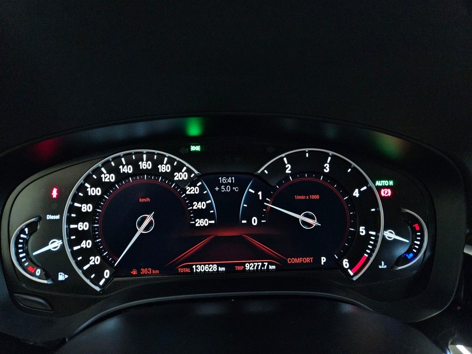 BMW 520d 2,0 Touring Connected aut. 5d