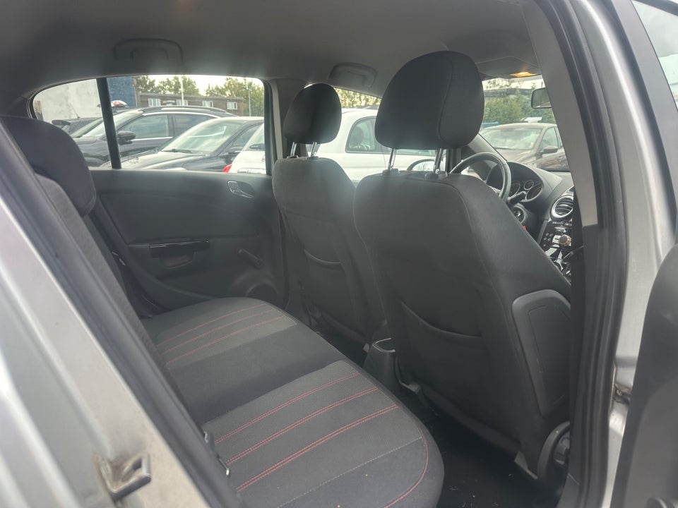 Opel Corsa 1,2 16V Enjoy 5d
