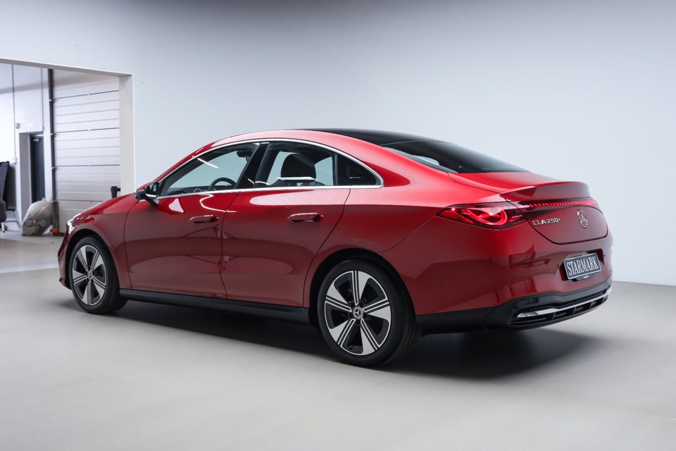 Mercedes CLA250+ EQ Progressive 4d