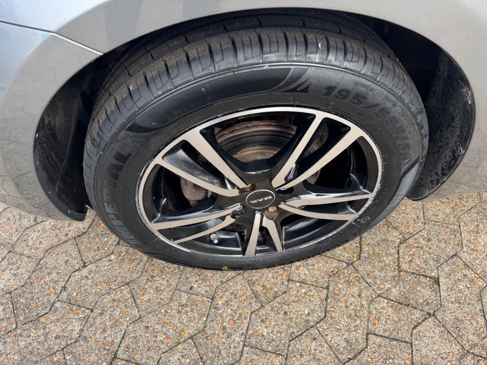 Suzuki Swift 1,2 Dualjet Action 5d