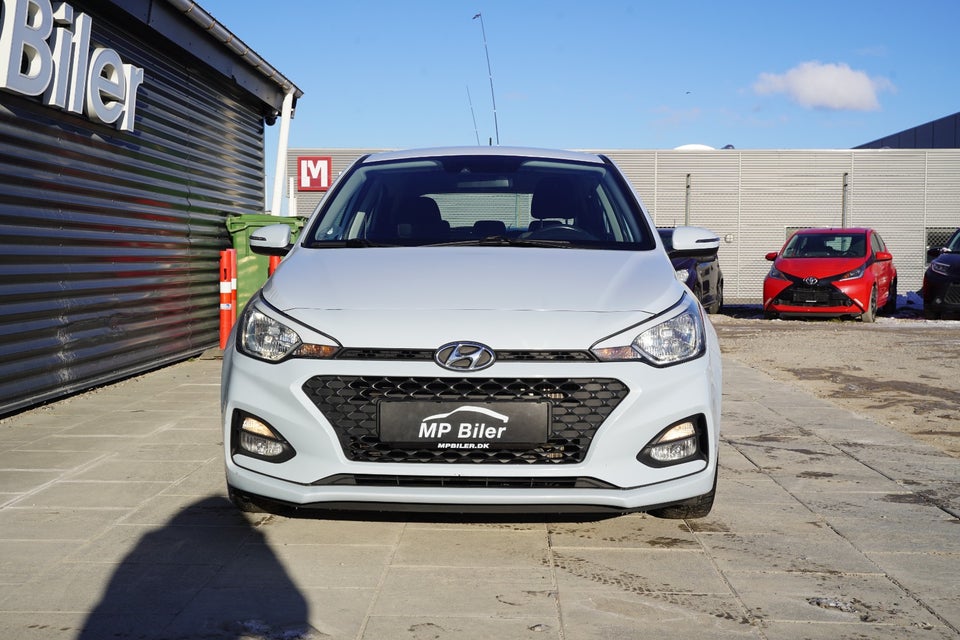Hyundai i20 1,0 T-GDi Trend DCT 5d