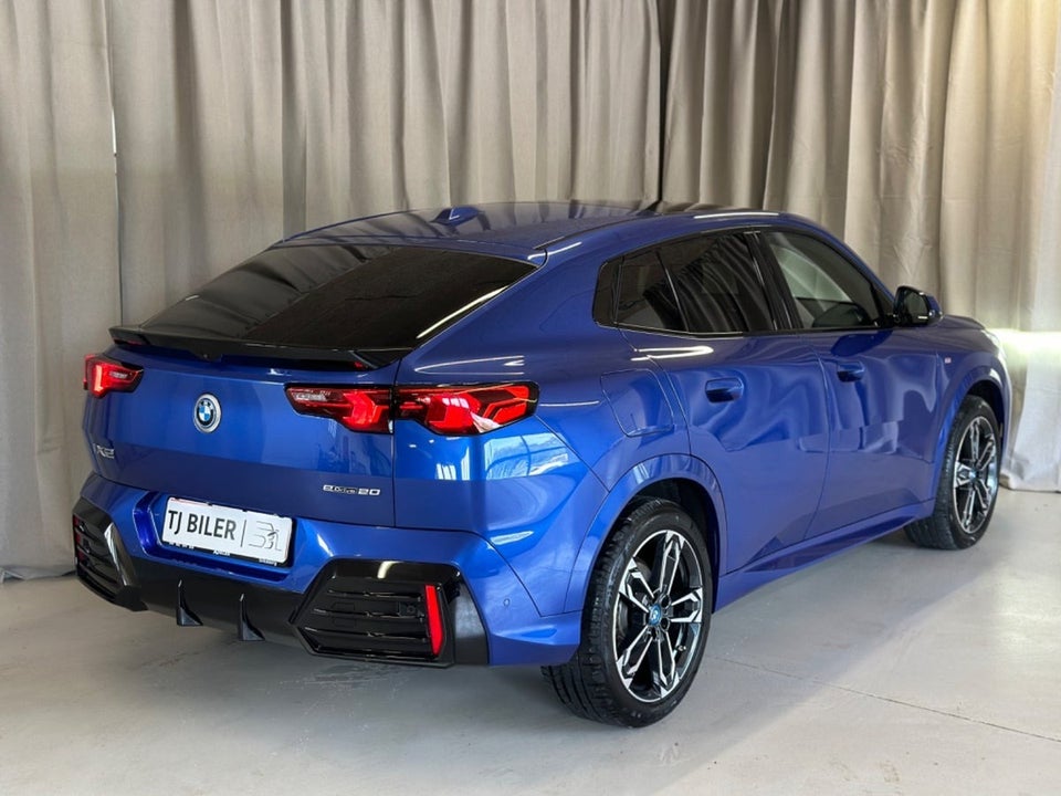 BMW iX2 eDrive20 M-Sport 5d