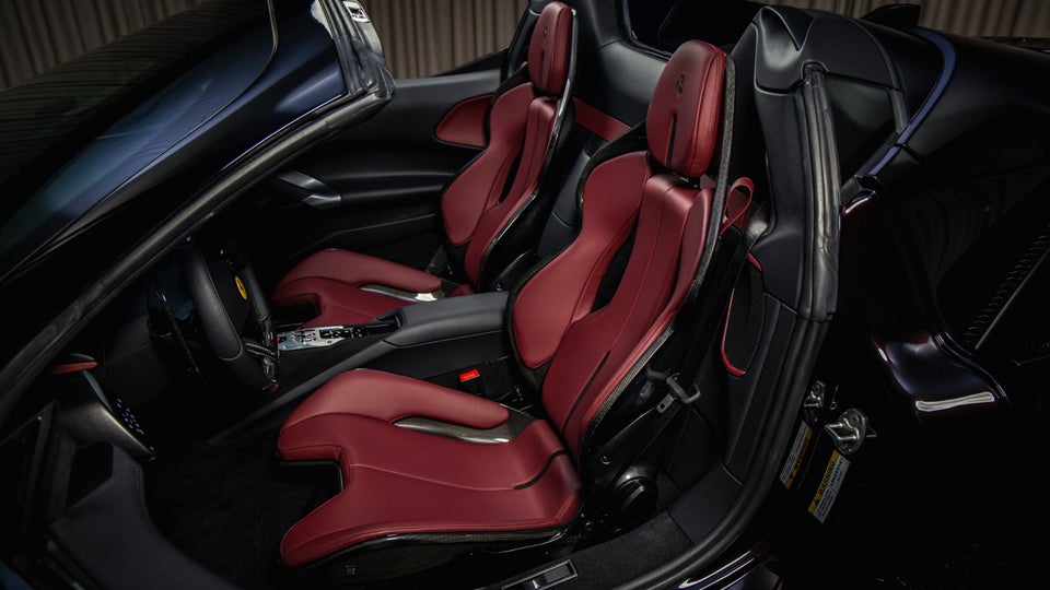 Ferrari SF90 Spider 4,0 DCT 2d