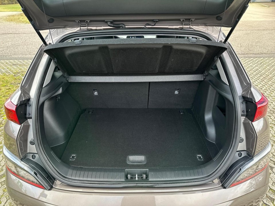 Hyundai Kona 39 EV Select 5d