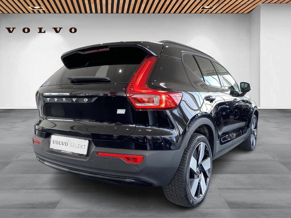 Volvo XC40 ReCharge Extended Range Plus 5d