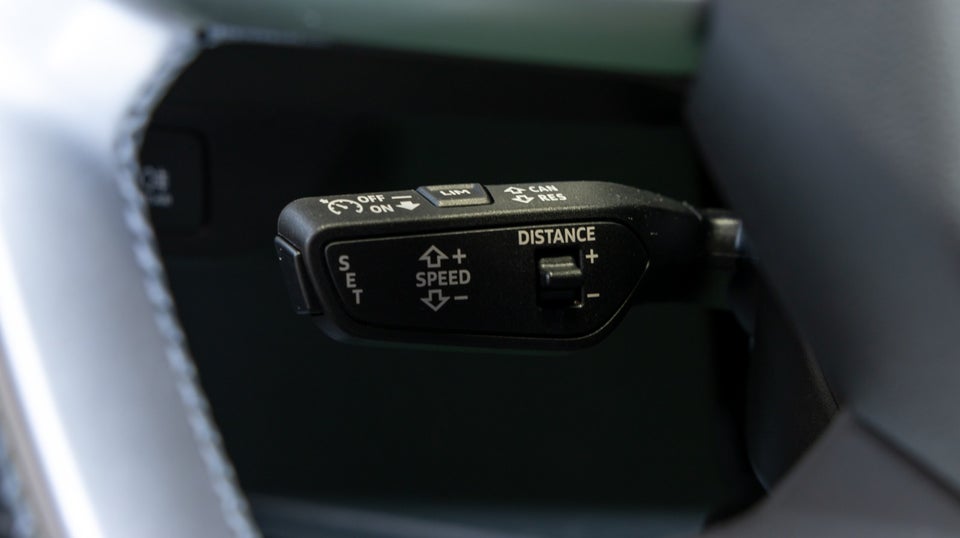 Audi Q4 e-tron 45 S-line 5d