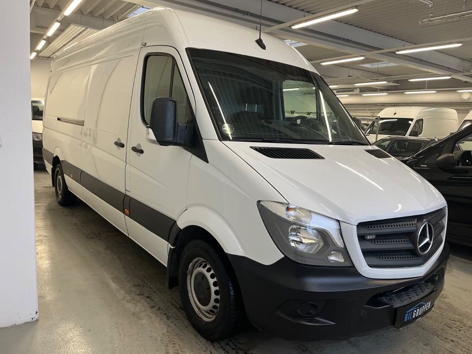 Mercedes Sprinter 319 3,0 CDi R3 Kassevogn aut. 5d