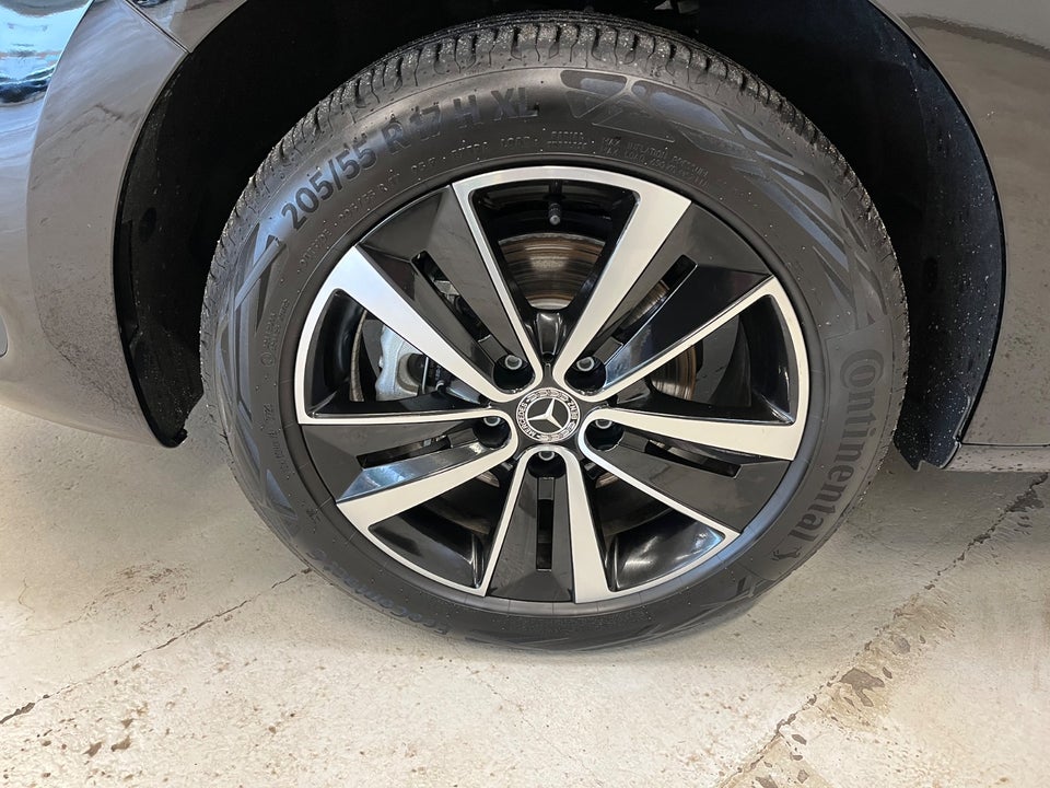 Mercedes EQT200 Premium Plus L1 5d