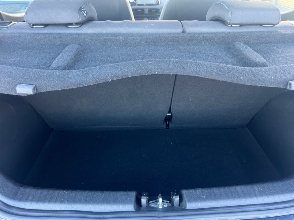 Hyundai i10 1,0 MPi Essential 5d