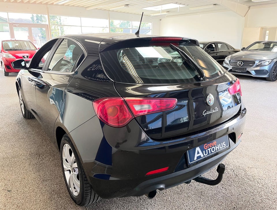 Alfa Romeo Giulietta 1,4 Turbo 120 Distinctive 5d