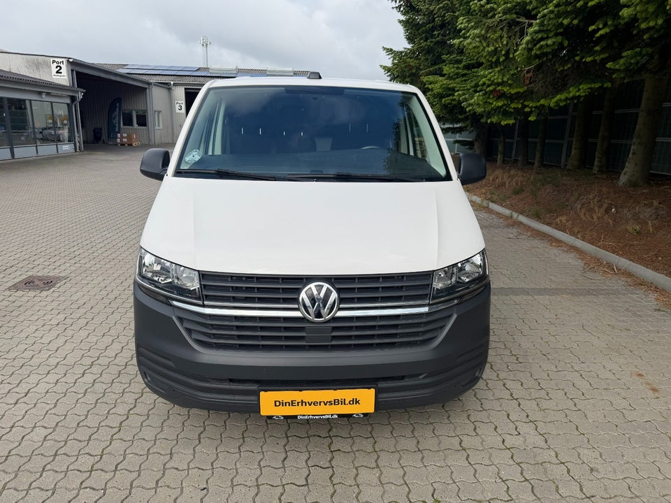 VW Transporter 2,0 TDi 150 Kassevogn DSG kort