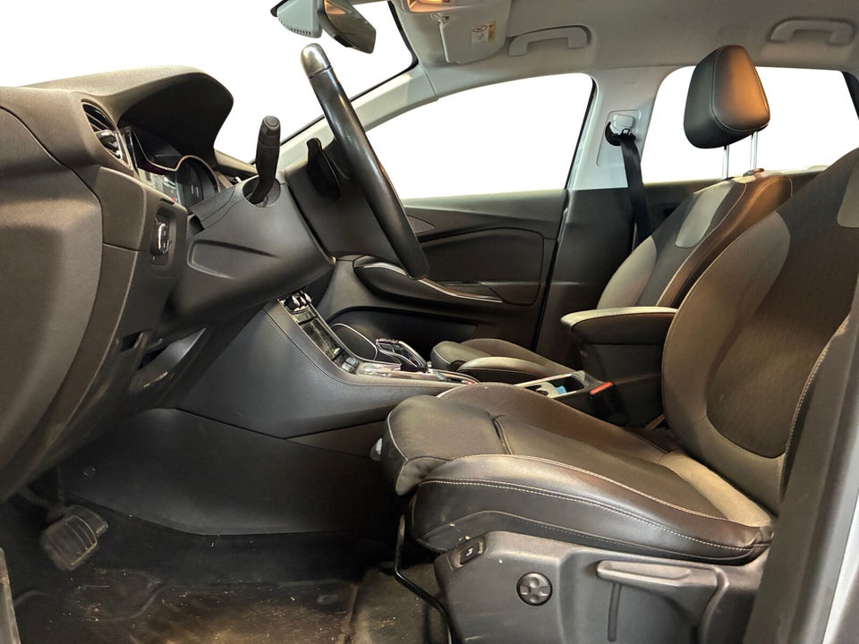 Opel Grandland X 1,6 Hybrid4 Cosmo Prestige aut. 5d