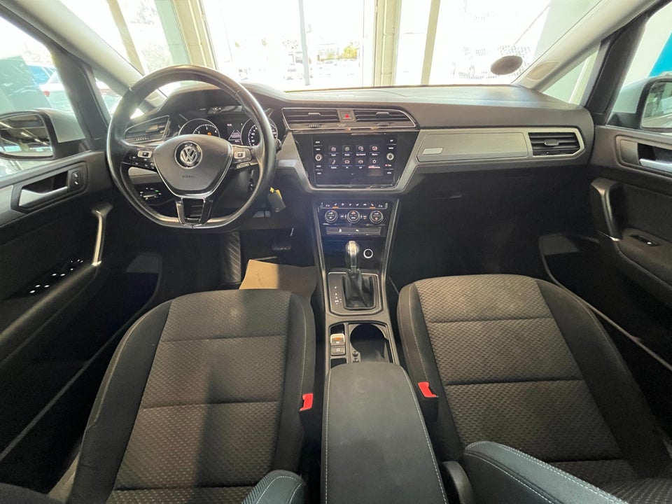 VW Touran 1,6 TDi 115 Comfortline DSG 7prs 5d