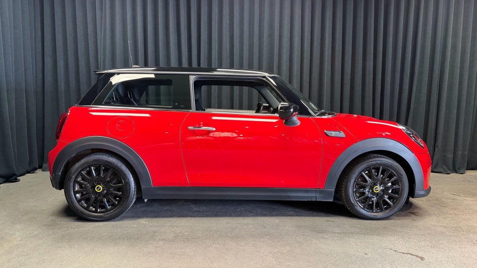 MINI Cooper SE Classic Trim 3d