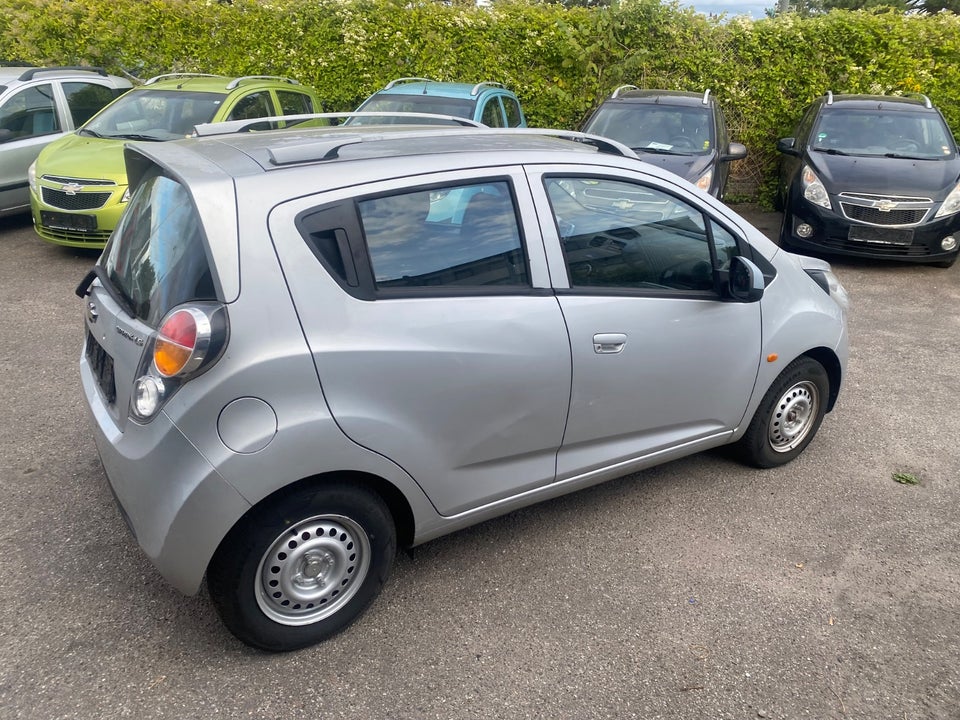 Chevrolet Spark 1,0 LT 5d