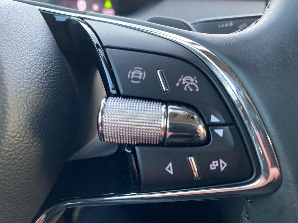 Skoda Enyaq 80 iV Loft 5d