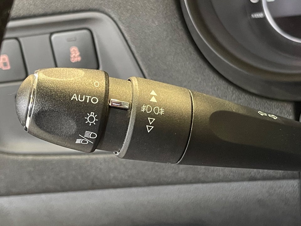 Citroën C4 1,6 BlueHDi 100 Attraction 5d