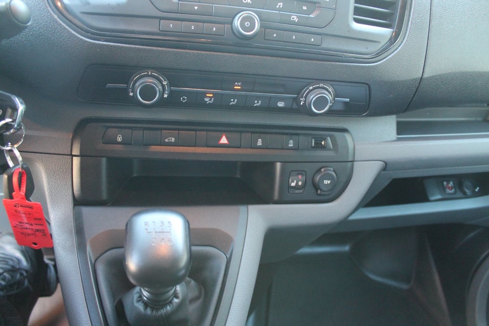 Peugeot Expert 1,6 BlueHDi 115 L2 Plus Van