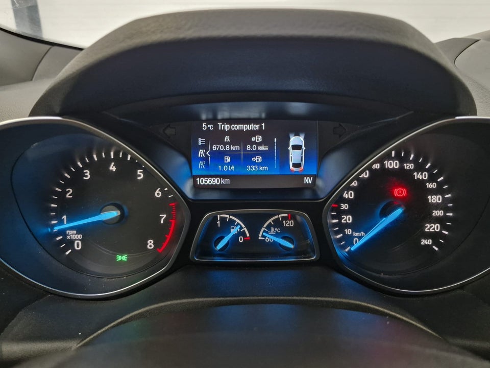 Ford Kuga 1,5 EcoBoost ST-Line 5d