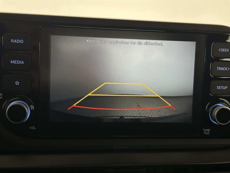 Hyundai i20 1,0 T-GDi Essential DCT 5d