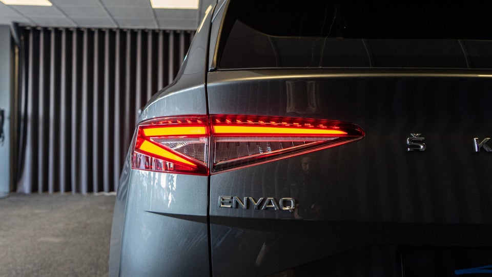 Skoda Enyaq 80 iV Loft 5d