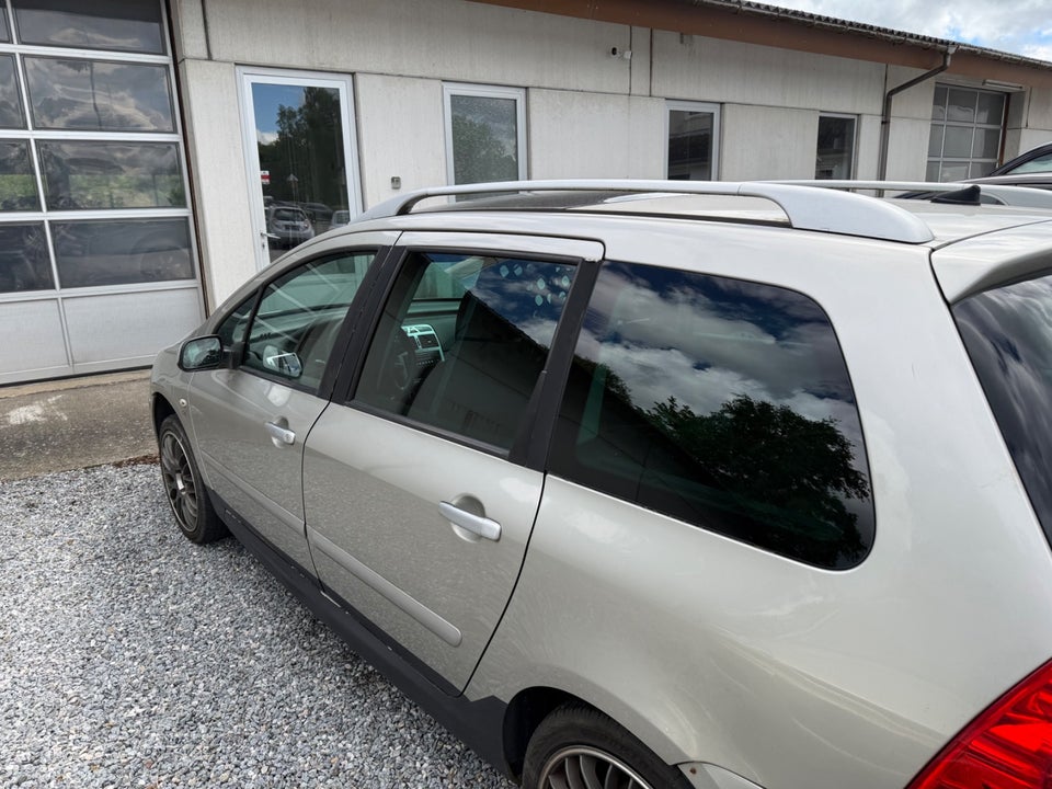 Peugeot 307 1,6 HDi 90 Airvan 5d