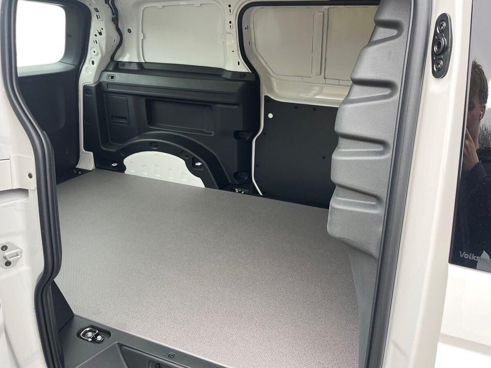 VW ID.Buzz 79 Cargo Pro+