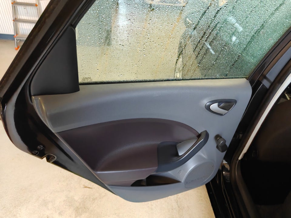 Seat Ibiza 1,4 16V Style ST 5d