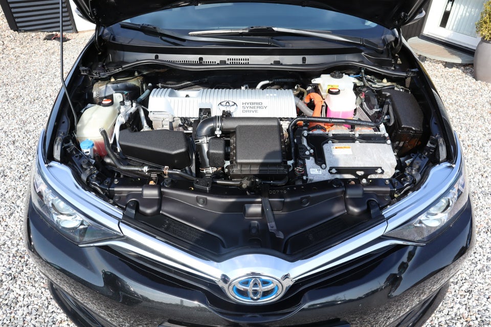 Toyota Auris 1,8 Hybrid H2 Comfort Touring Sports CVT 5d