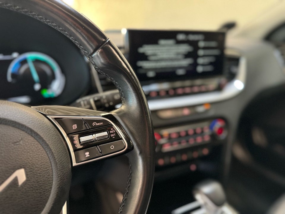 Kia XCeed 1,6 PHEV Upgrade DCT 5d