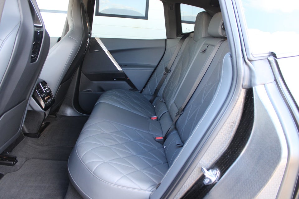 BMW iX xDrive40 Sport 5d