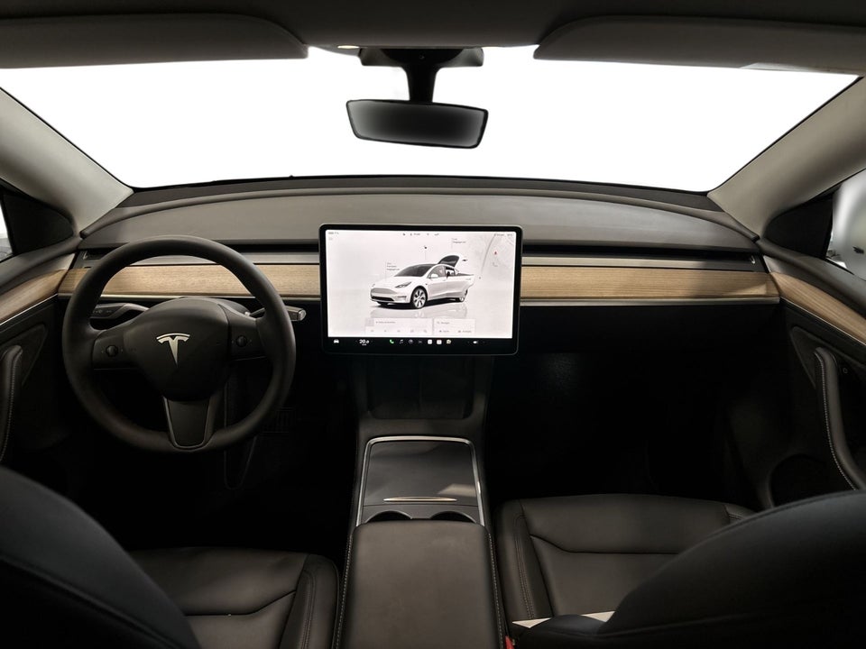 Tesla Model Y RWD 5d