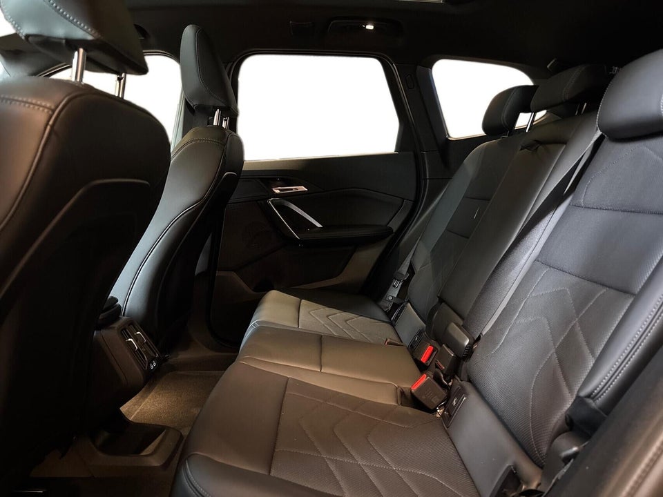 BMW iX1 eDrive20 X-Line 5d